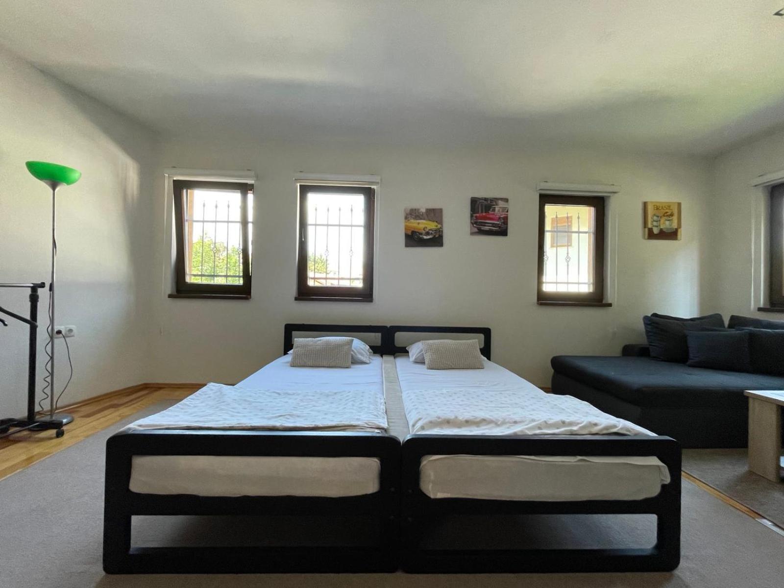 Apartman Ami ซาราเยโว ภายนอก รูปภาพ