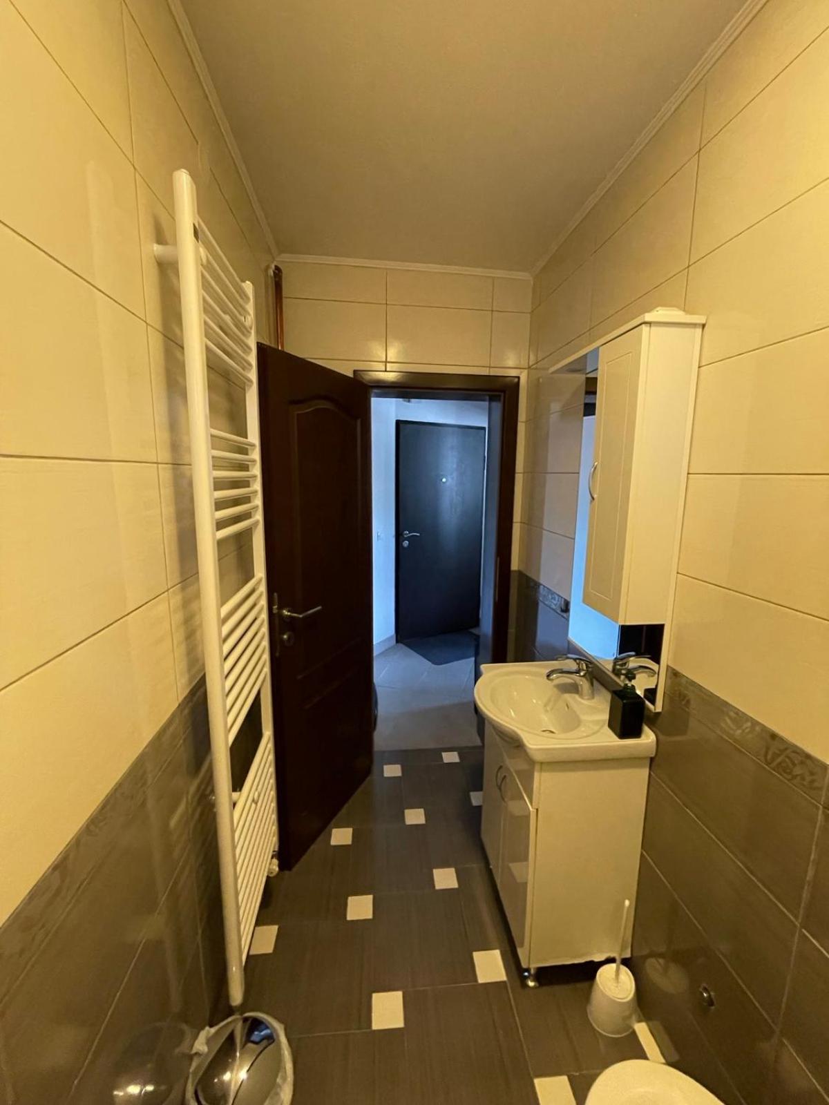 Apartman Ami ซาราเยโว ภายนอก รูปภาพ